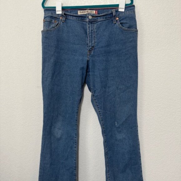 Levi's Relaxed Fit Boot Cut Jeans Red‎ Tag Womens Size 14 Short - Picture 1 of 11